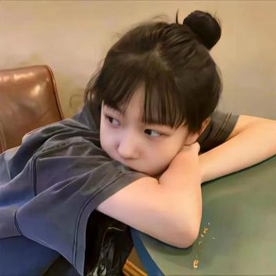 甜蜜的艾玛，亲爱的芭比 海报
