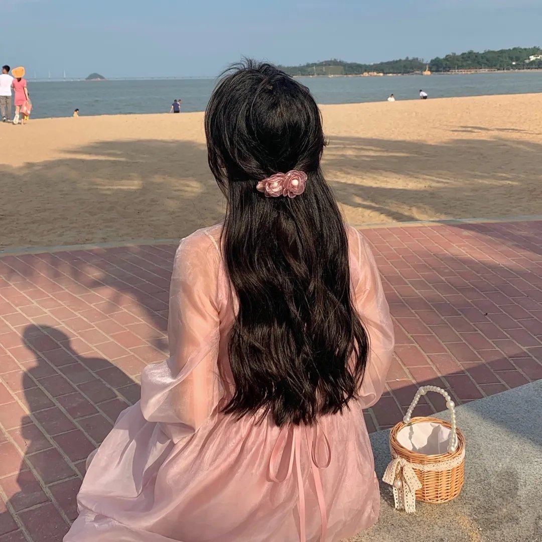 节日的准备 海报